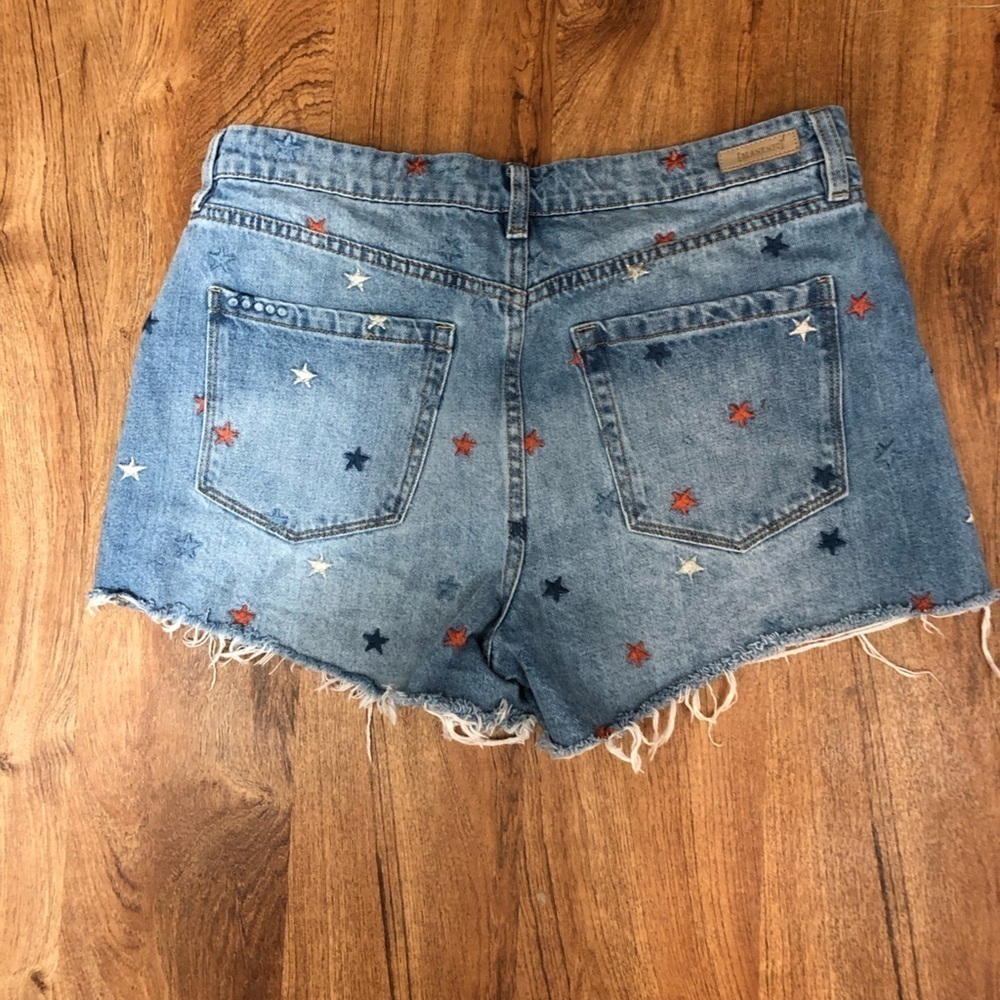 Blank NYC The Barrow Denim Shorts, Stars, Pre loved. Great cond. US Size 10/12 - Picture 2 of 8